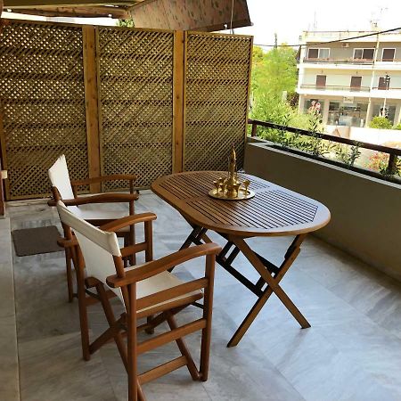 Cosy Apartment In Chalandri Atenas Exterior foto