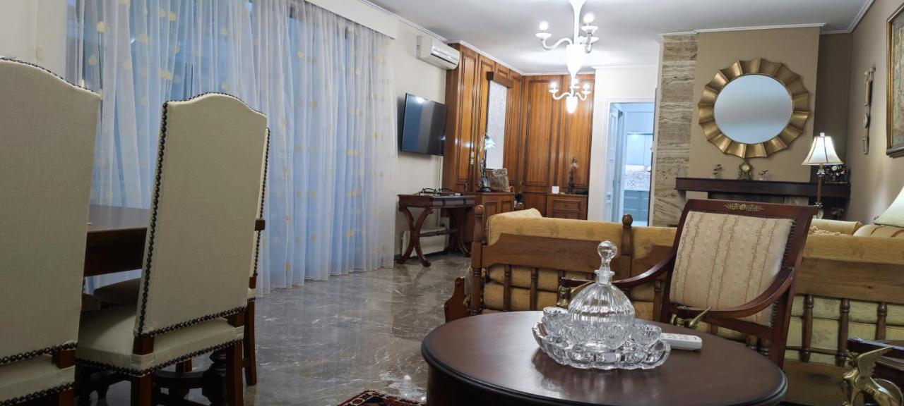 Cosy Apartment In Chalandri Atenas Exterior foto