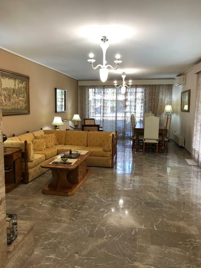Cosy Apartment In Chalandri Atenas Exterior foto
